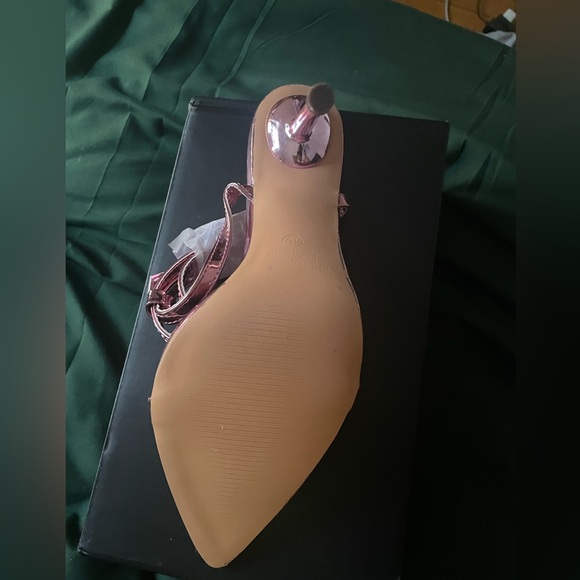 Pink gold heel with ankle strap - Picture 4 of 5